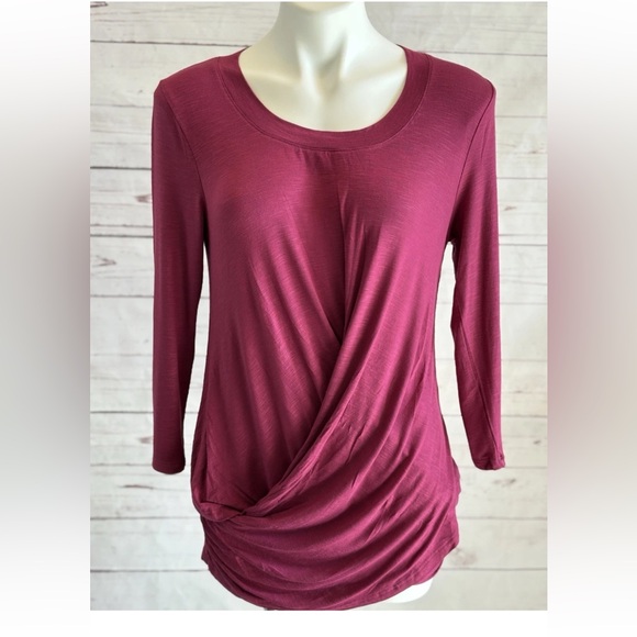 Skinnygirl Tops - Skinnygirl Fuschia Ruched Front Shirt Size Medium Workout Top 3/4 Sleeve NWOT